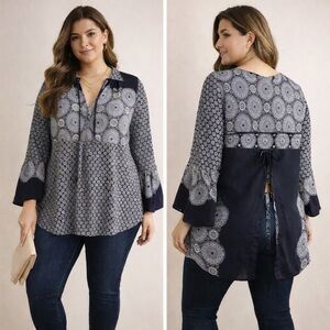 Lucy Love Navy and White Geometric Blouse